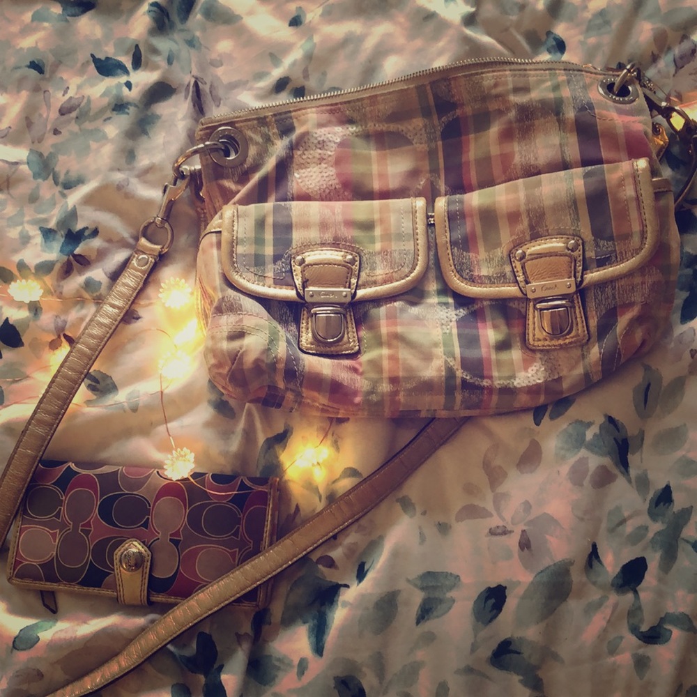 Coach purse with wallet